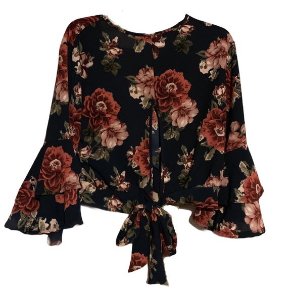 MINETTE Black & Floral Bell Sleeved Blouse! - Picture 2 of 4